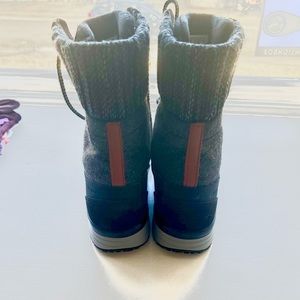 Salomon Hime Mid Winter Rubber and Wool Boots - 8.5